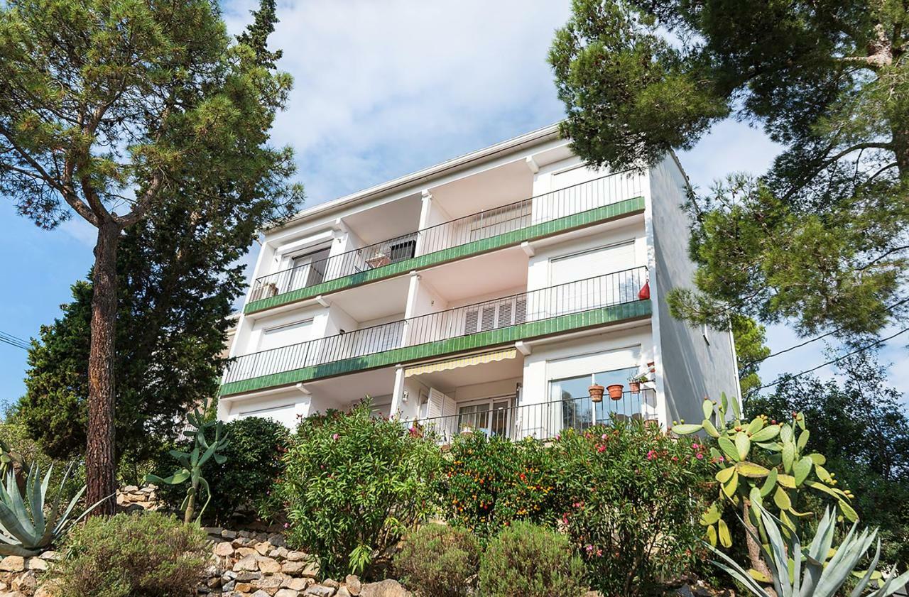 Azteka Blue 2 Bed Apartment カレリャ・デ・パラフルジェリ エクステリア 写真