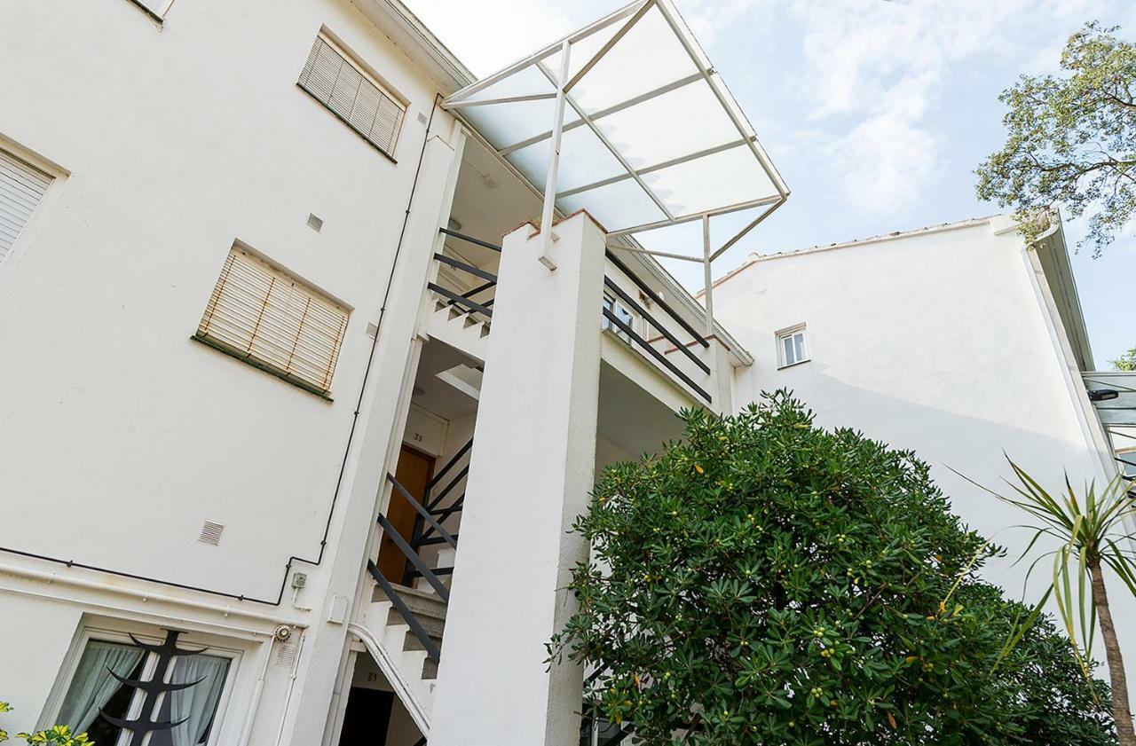 Azteka Blue 2 Bed Apartment カレリャ・デ・パラフルジェリ エクステリア 写真